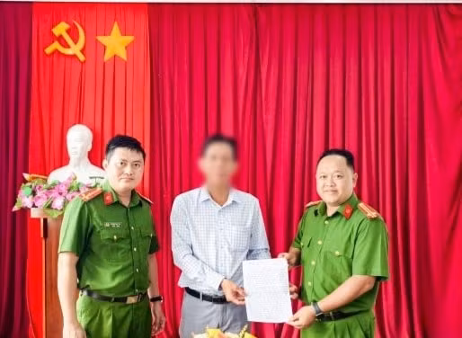 3f953946880e6150381f.jpg