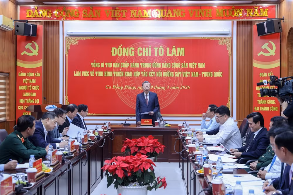 Tổng Bí thư Tô Lâm: Đường sắt kết nối Việt Nam - Trung Quốc phải là một đột phá chiến lược trong hợp tác kinh tế song phương- Ảnh 1.
