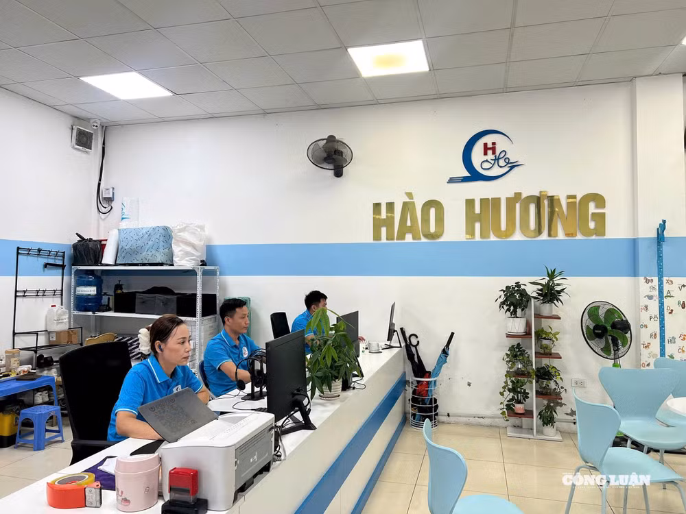 z7605875041949_b8c07e96b3d0828fd3f40d4b2b51e27a.jpg