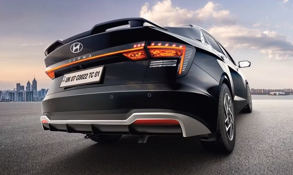 Thiết kế phần đuôi xe của Accent 2026 - Ảnh: Hyundai