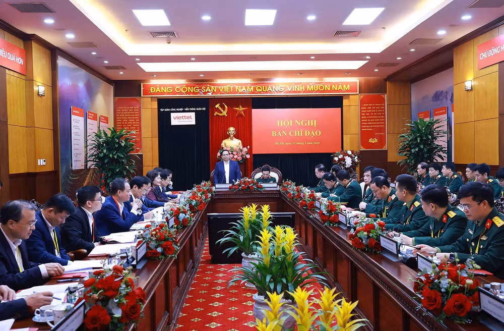 Thủ tướng Phạm Minh Chính chủ trì cuộc làm việc về phát triển công nghiệp quốc phòng- Ảnh 1.