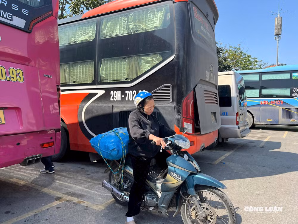 Khi giá xăng dầu tăng mạnh trong thời gian ngắn, chi phí vận hành đội xe cũng tăng theo, khiến lợi nhuận bị thu hẹp đáng kể.