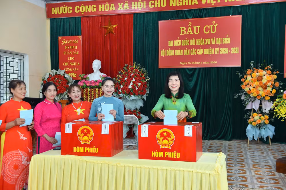 Cử tri tổ 15, phường Tân Xuân thực hiện quyền công dân