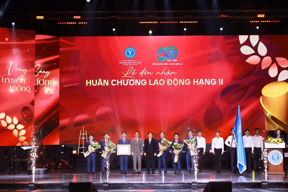 huân chương loa động