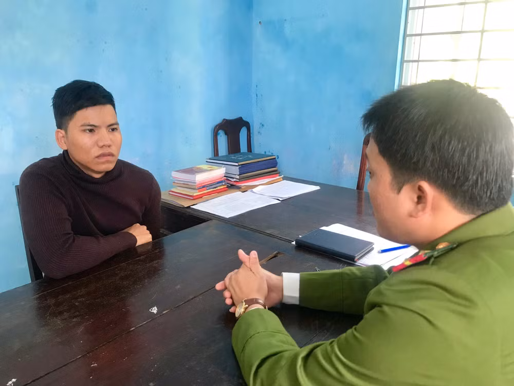 Nguyễn Hữu Tiến tại cơ quan điều tra.