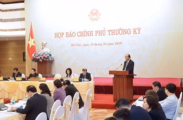 Bộ trưởng, Chủ nhiệm Văn phòng Chính phủ, Người phát ngôn của Chính phủ Mai Tiến Dũng thông báo về nội dung phiên họp Chính phủ thường kỳ tháng 1/2019