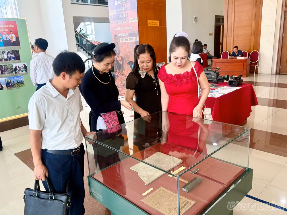 clo_br_72f549d32759a607ff48.jpg