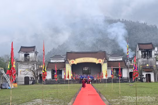 Khu di tích và danh thăng Yên Tử.