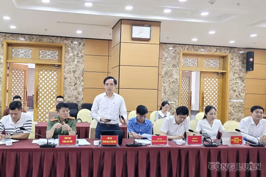 Ông Nguyễn Trung Tiến, Phó Giám đốc Sở Khoa học và Công nghệ phát biểu tại hội nghị.