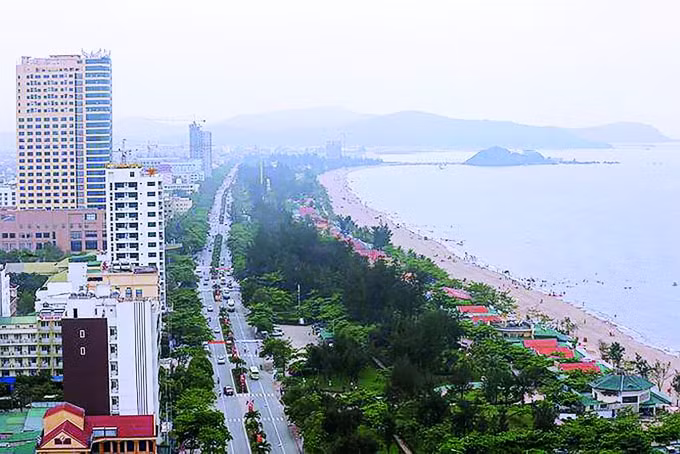 Đường Bình Minh - Con đường đẹp của thị xã Cửa Lò.