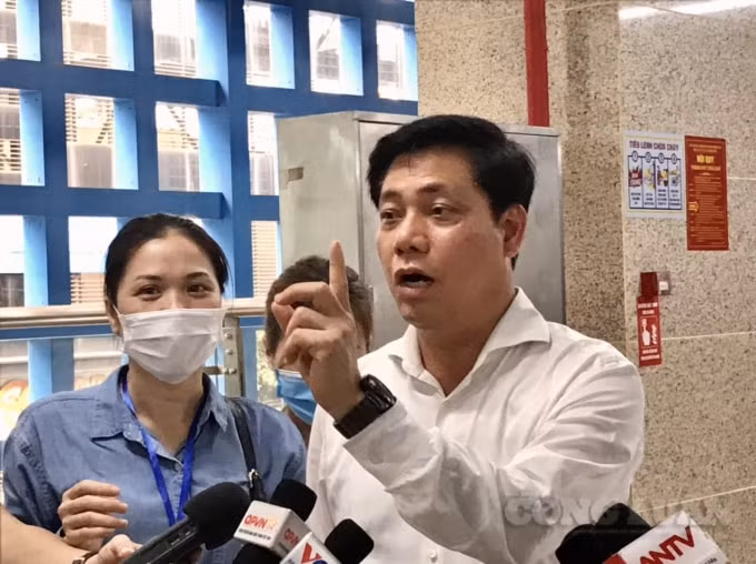 Thứ trưởng Bộ GTVT Nguyễn Ngọc Đông thông tin tại buổi kiểm tra ngày 31/3