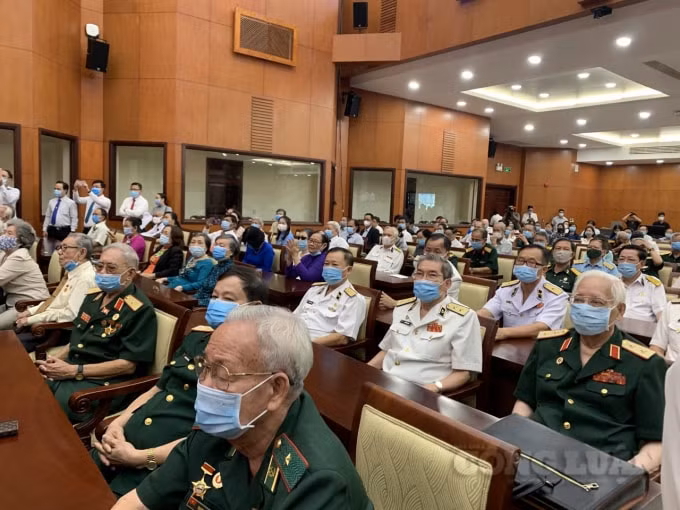 Các đại biểu tham dự buổi họp mặt. Ảnh: HT