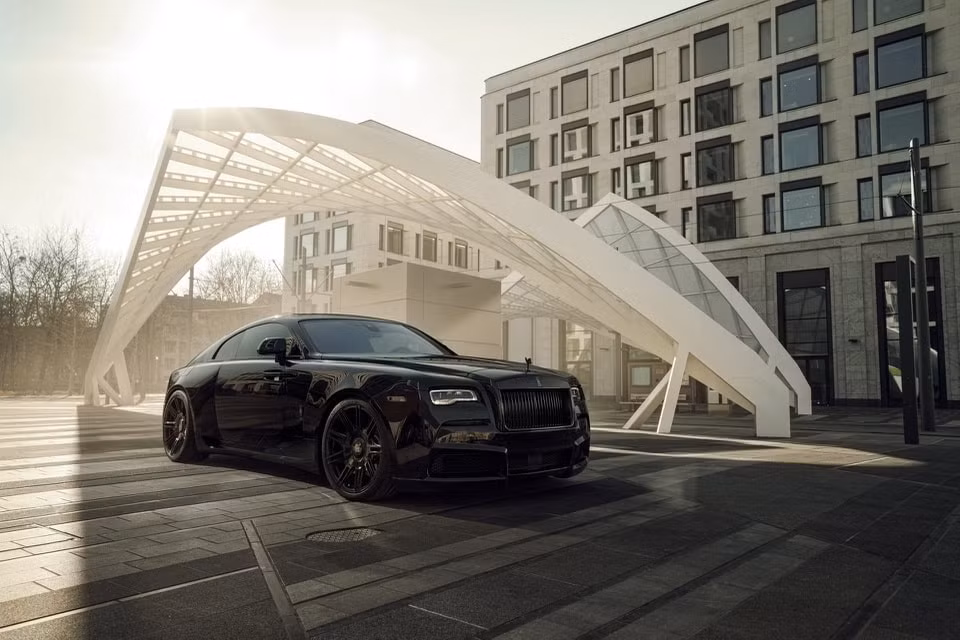 Rolls-Royce Wraith Black Badge bản đặc biệt có tên là Spofec Overdose. Ảnh: Spofec