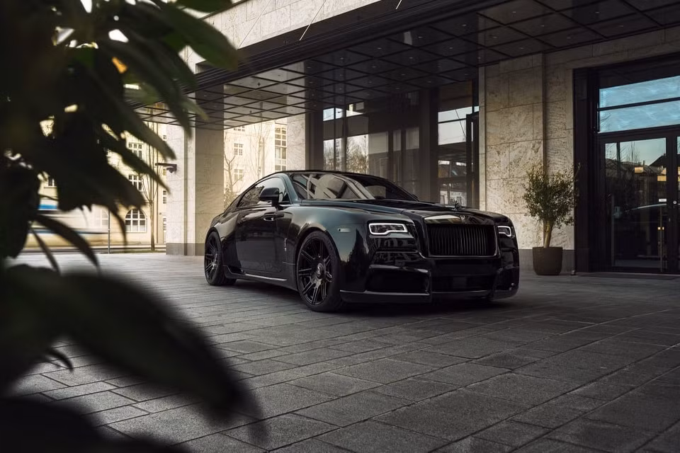 Rolls-Royce Wraith Black Badge bản đặc biệt có tên là Spofec Overdose. Ảnh: Spofec