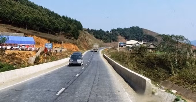 Dự án đầu tư xây dựng cao tốc Hòa Bình - Mộc Châu khó khăn trong việc huy động vốn xã hội hóa. Ảnh minh họa
