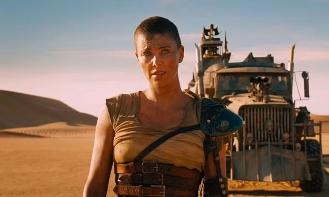 Max điên: Con đường cuồng nộ ra đời năm 2015, do minh tinh&nbsp;Charlize Theron&nbsp;thủ vai Furiosa, từng được Hiệp hội phê bình phim quốc tế (FIPRESCI) bình chọn là&nbsp;