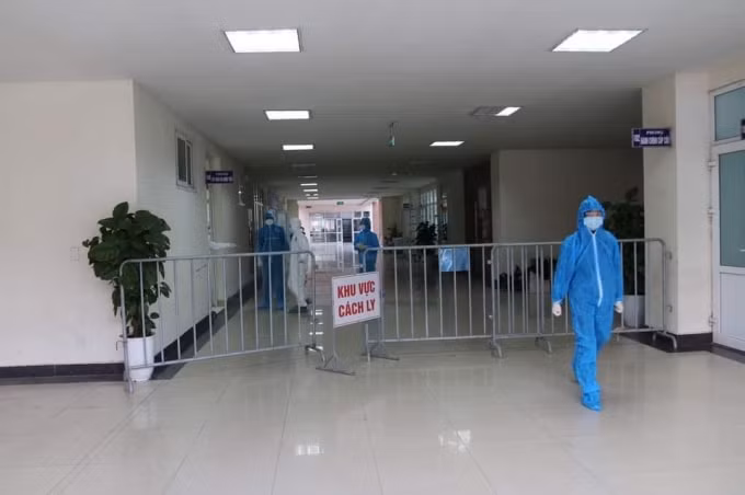 Người quay trở lại Hải Dương sau dịp lễ bắt buộc phải khai báo y tế (ảnh st)