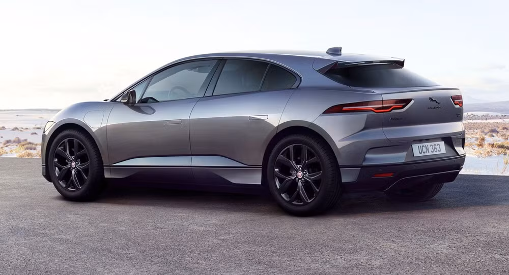 Ứng dụng Go I-PACE có sẵn cho iPhone hoặc Android. Ảnh: Jaguar