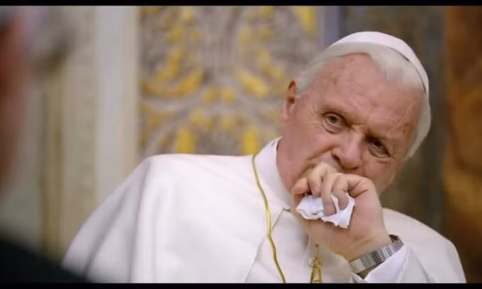 Diễn xuất cho nhân vật giáo hoàng Benedict mang về cho ông một đề cử Oscar.
