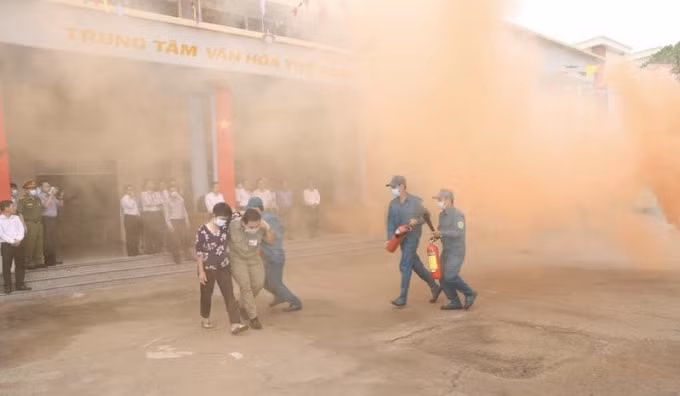 Đại tướng Đỗ Bá Tỵ đánh giá cao công tác chuẩn bị của Ủy ban bầu cử tỉnh Đồng Nai.