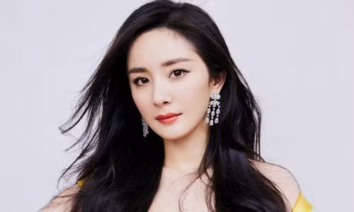 Trong bảng xếp hạng tổng kết năm 2020, Dương Mịch cũng giành được vị trí số một.