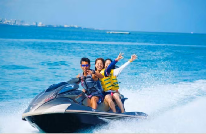 Tắm biển, thử sức motor nước,… sẽ là những hoạt động biển đặc quyền của cư dân Thành phố biển hồ