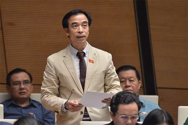Ông Nguyễn Quang Tuấn hiện đang bị Bộ Công an điều tra.