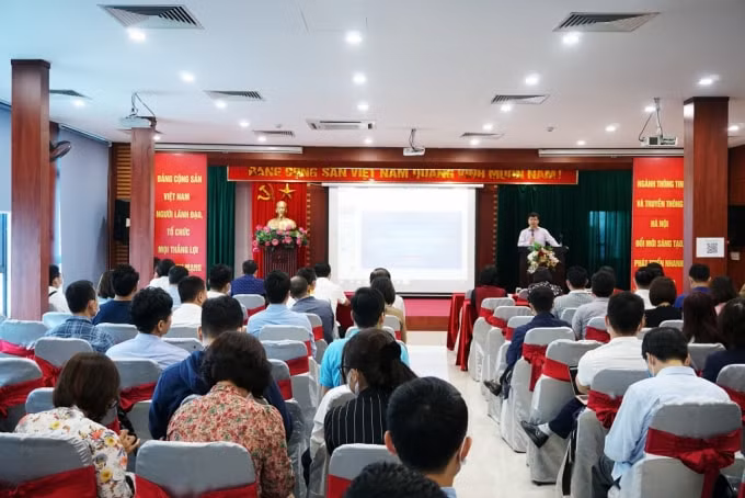 Quang cảnh hội nghị