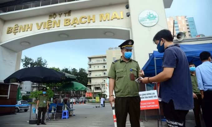 Bệnh viện Bạch Mai. Ảnh: TL