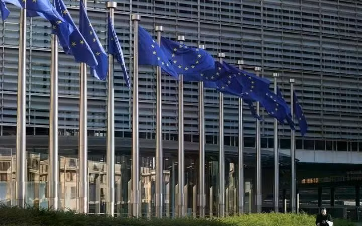 18122025-eu-83123016982023308284046.jpg