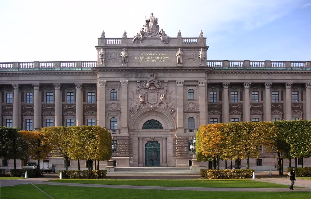 riksdagshus-entre-2007-1.jpg