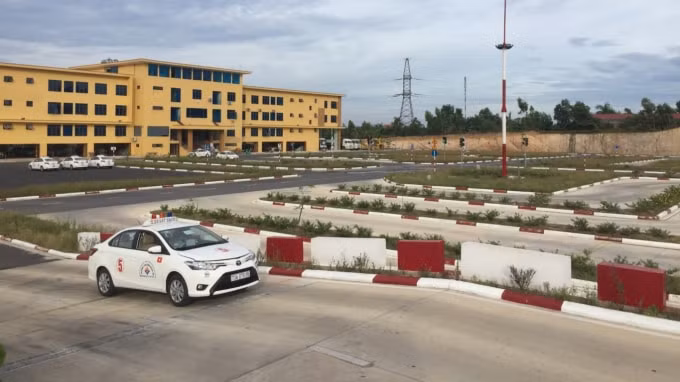 Trung tâm sát hạch lái xe Bình Minh.