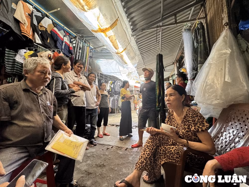 vu tieu thuong cho dong phu phan doi vao cho moi chu tich quang nam chi dao giai quyet hinh 1