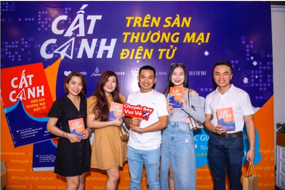 cuon sach chi dan chi tiet ve kinh doanh tren thuong mai dien tu tai viet nam hinh 4