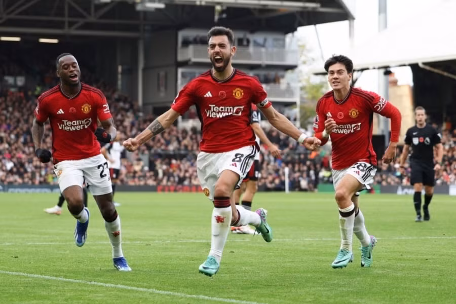 bruno fernandes ghi ban phut bu gio mu co 3 diem truoc fulham hinh 2