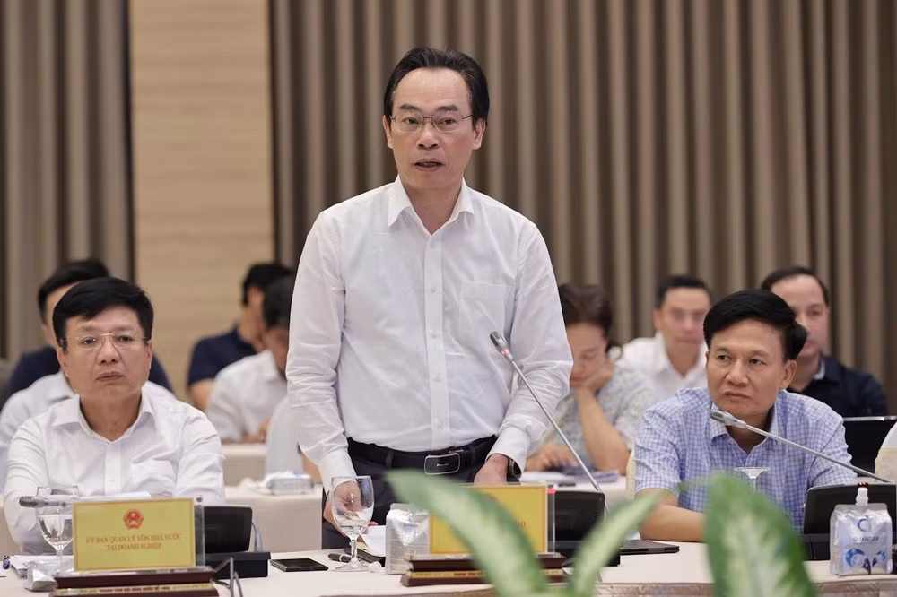 lan truyen hinh anh nhung trang sach gay du luan xau bo giao duc va dao tao noi gi hinh 1