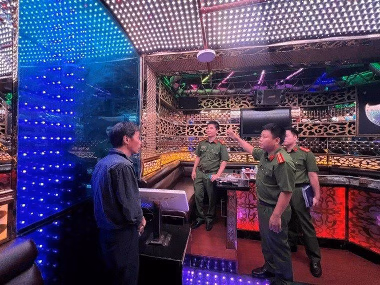 15 co so karaoke nao du dieu kien kinh doanh tro lai tai ha noi hinh 1