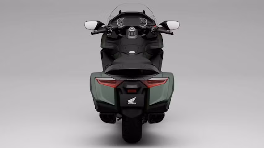 2024 honda gold wing co them tuy chon mau moi voi gia ban khoang 607 trieu dong hinh 5