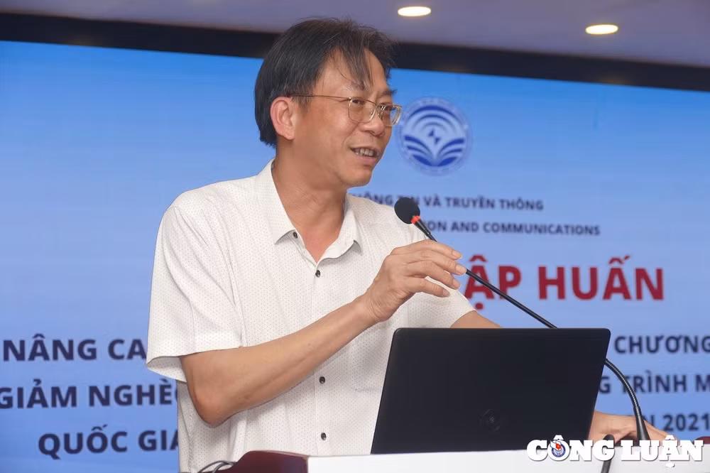 nang cao ky nang nang luc thuc hien chuong trinh giam ngheo ve thong tin hinh 1