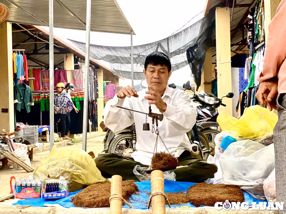 net doc dao hap dan tai cho phien pho doan hinh 5
