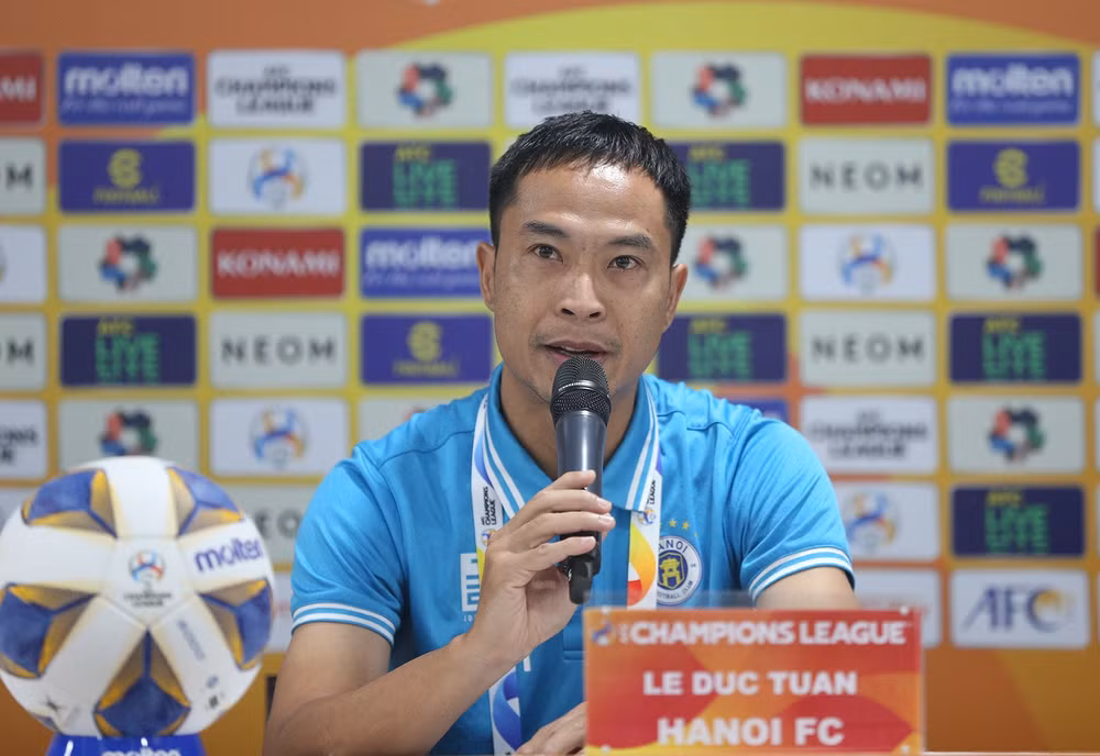 huan luyen vien ha noi fc khang dinh khong buong xuoi tai afc champions league hinh 1