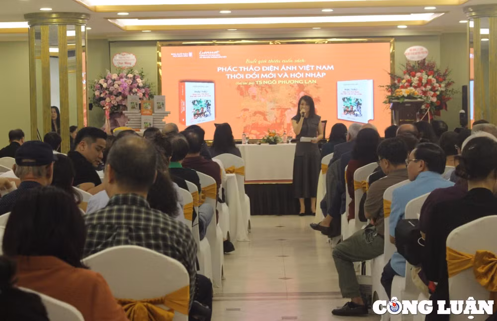 ra mat tap sach phe binh dien anh moi cua tien si ngo phuong lan hinh 2