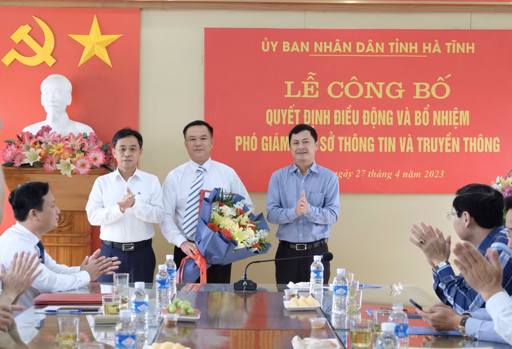 ong duong kim nga duoc bo nhiem lam pho giam doc so thong tin va truyen thong ha tinh hinh 1