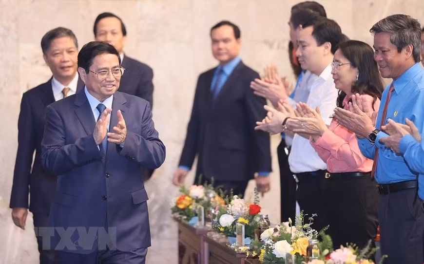 cong doan viet nam phai hanh dong quyet liet hieu qua truoc nhung van de nguoi lao dong can hinh 1