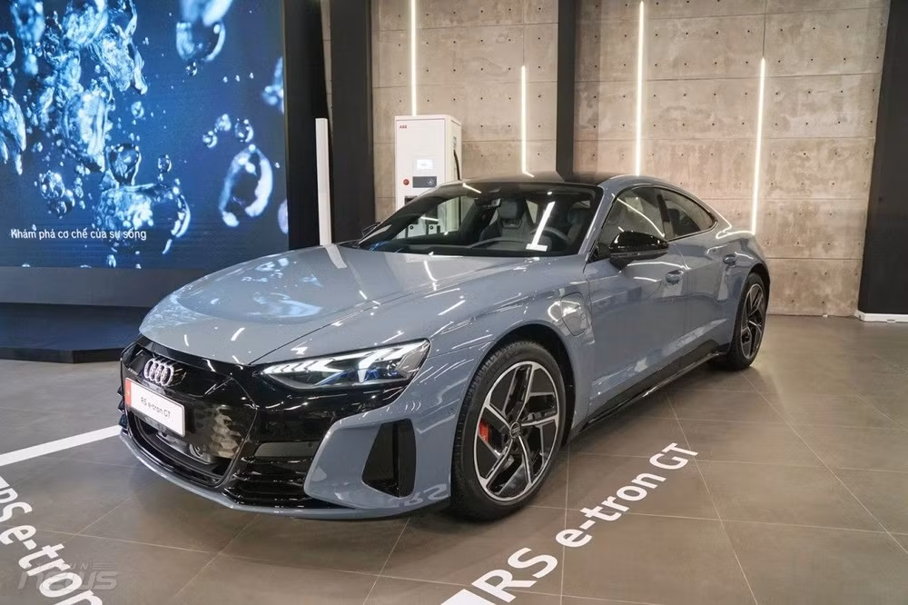audi rs e tron gt trinh lang tai thi truong viet nam gia tu 59 ty dong hinh 1