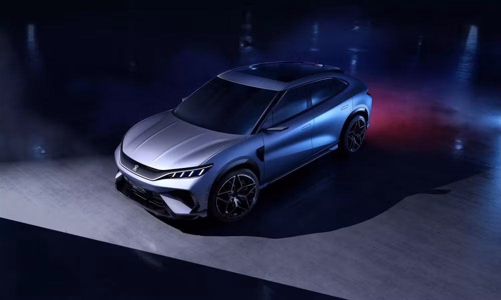 xe dien byd song l lo dien voi dien mao giong porsche va kia hinh 7