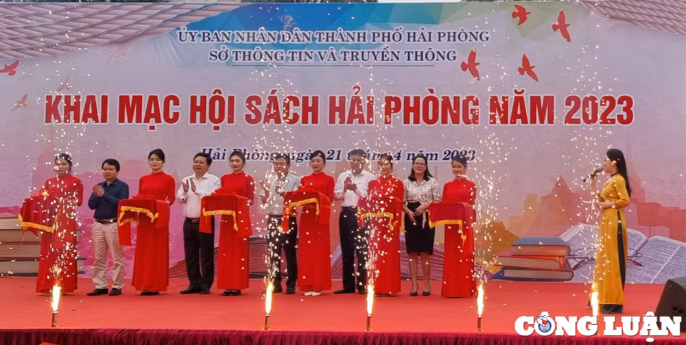 hon 10000 dau sach co mat tai hoi sach hai phong nam 2023 hinh 1