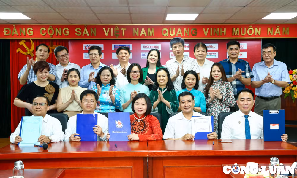 van hoa phai tu moi nguoi lam bao xay dung van hoa la xay dung con nguoi hinh 4
