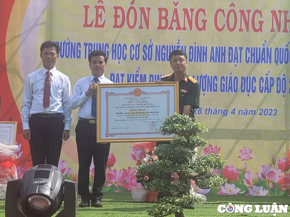 thua thien hue truong thcs nguyen dinh anh dat chuan quoc gia hinh 2