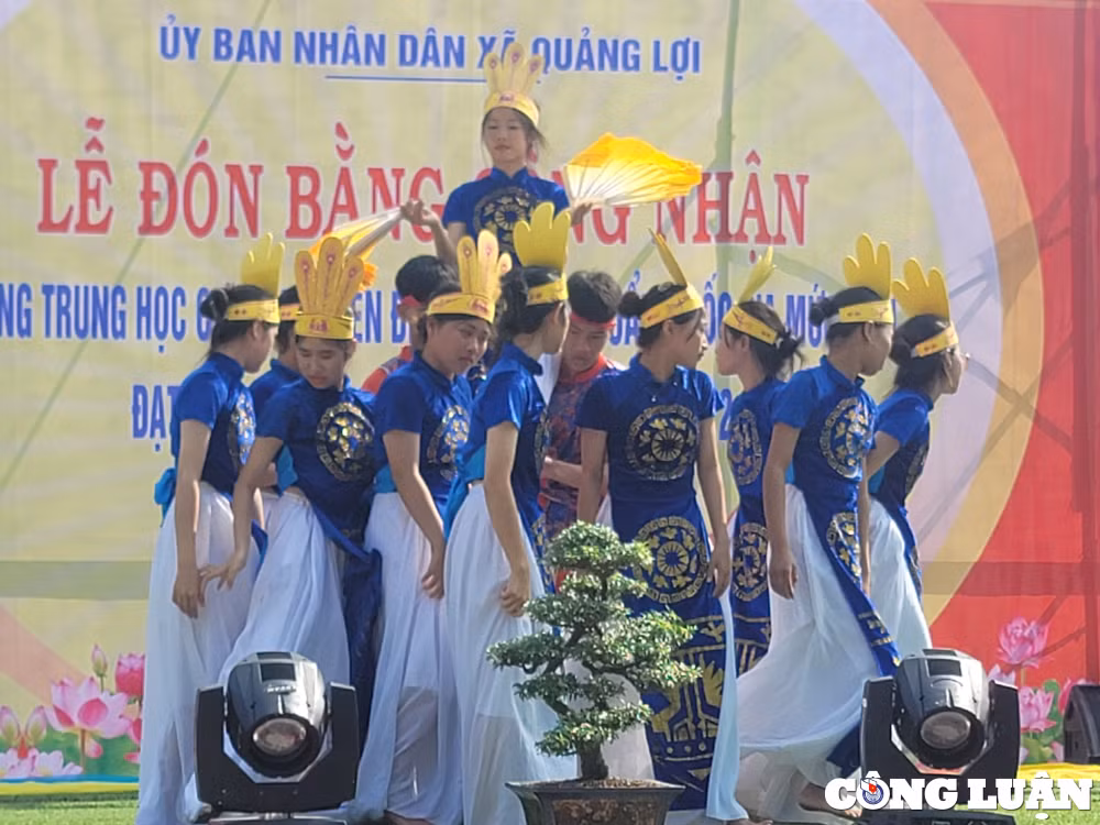 thua thien hue truong thcs nguyen dinh anh dat chuan quoc gia hinh 1